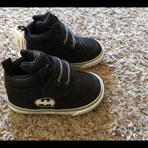 Baby size 5 gap shoes